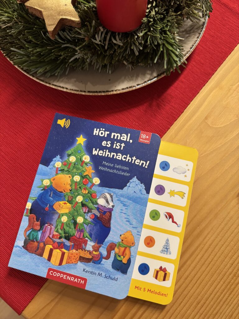 Soundbuch zu Weihnachten mit Liedern für Kleinkinder